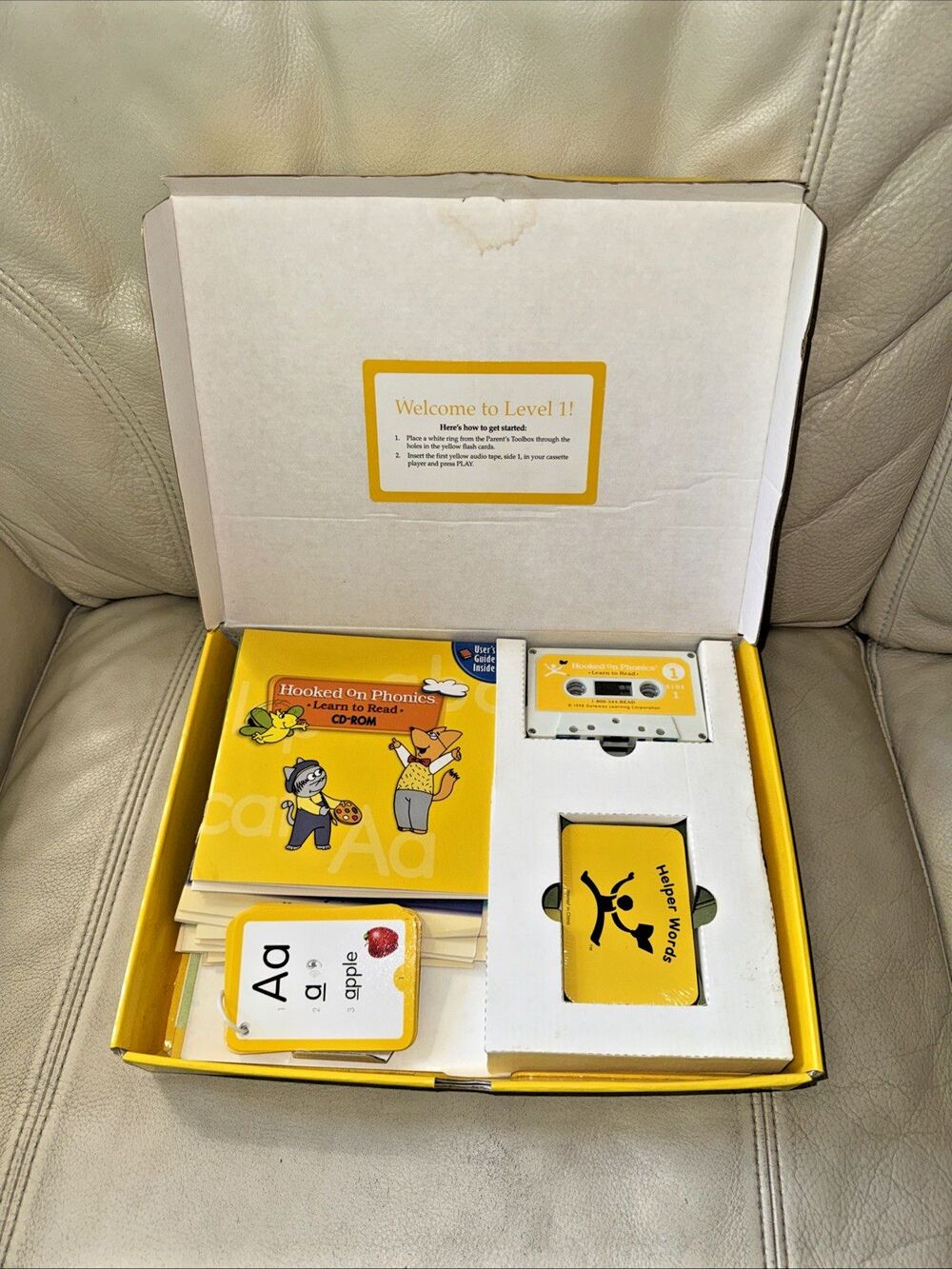 Hooked On Phonics Learn to Read Level 1 Cards Cassettes Book Workbook